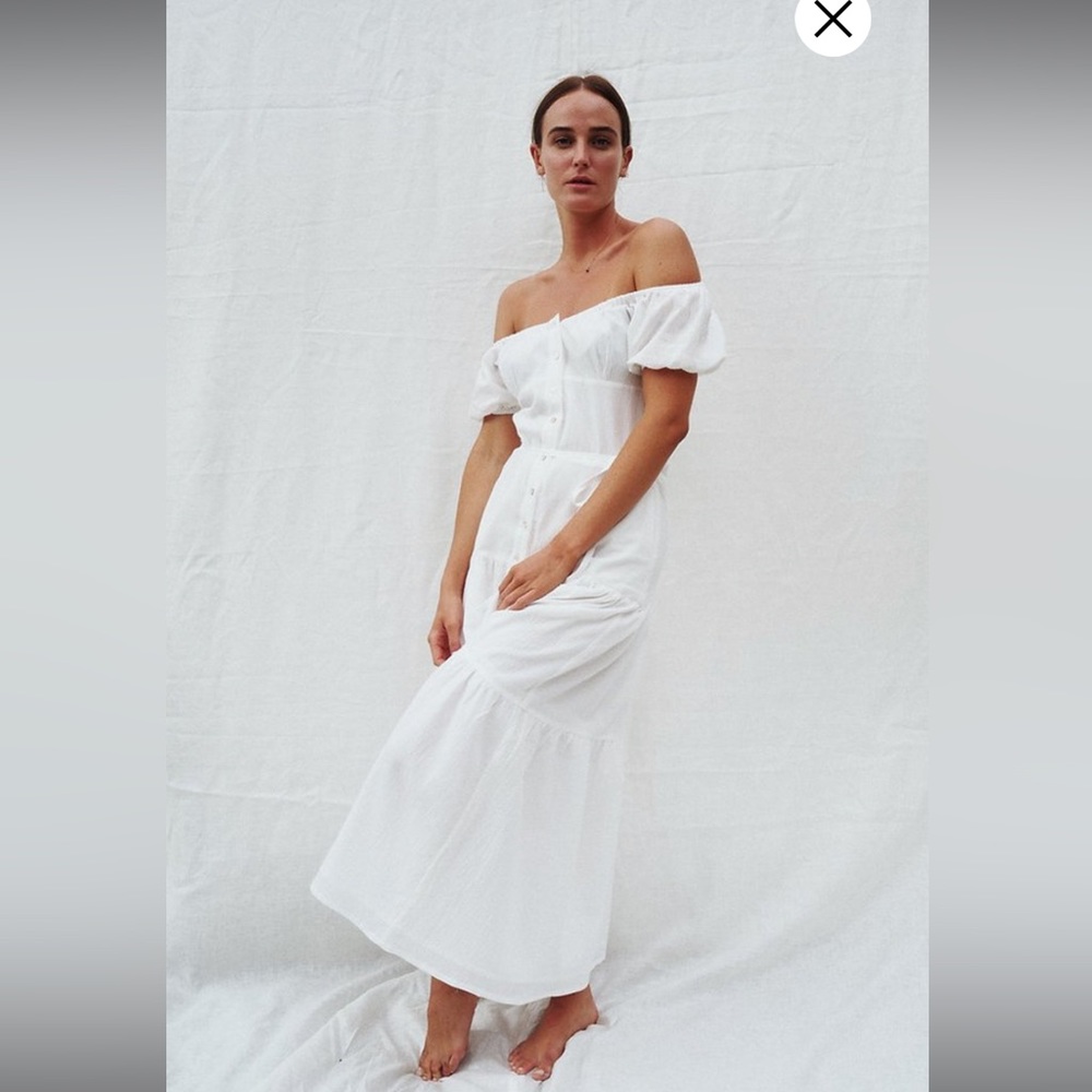 UNIKSPACE Isabella Dress
